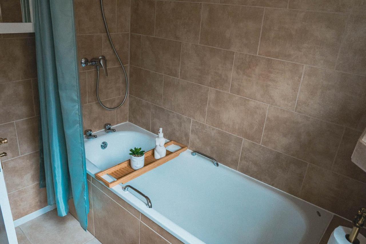 2 Bed House, Sleeps 6, Dog Friendly, Close To A14 M11, With Garden & Parking Long Stay Work Contractor Leisure, Jade CBG Dış mekan fotoğraf