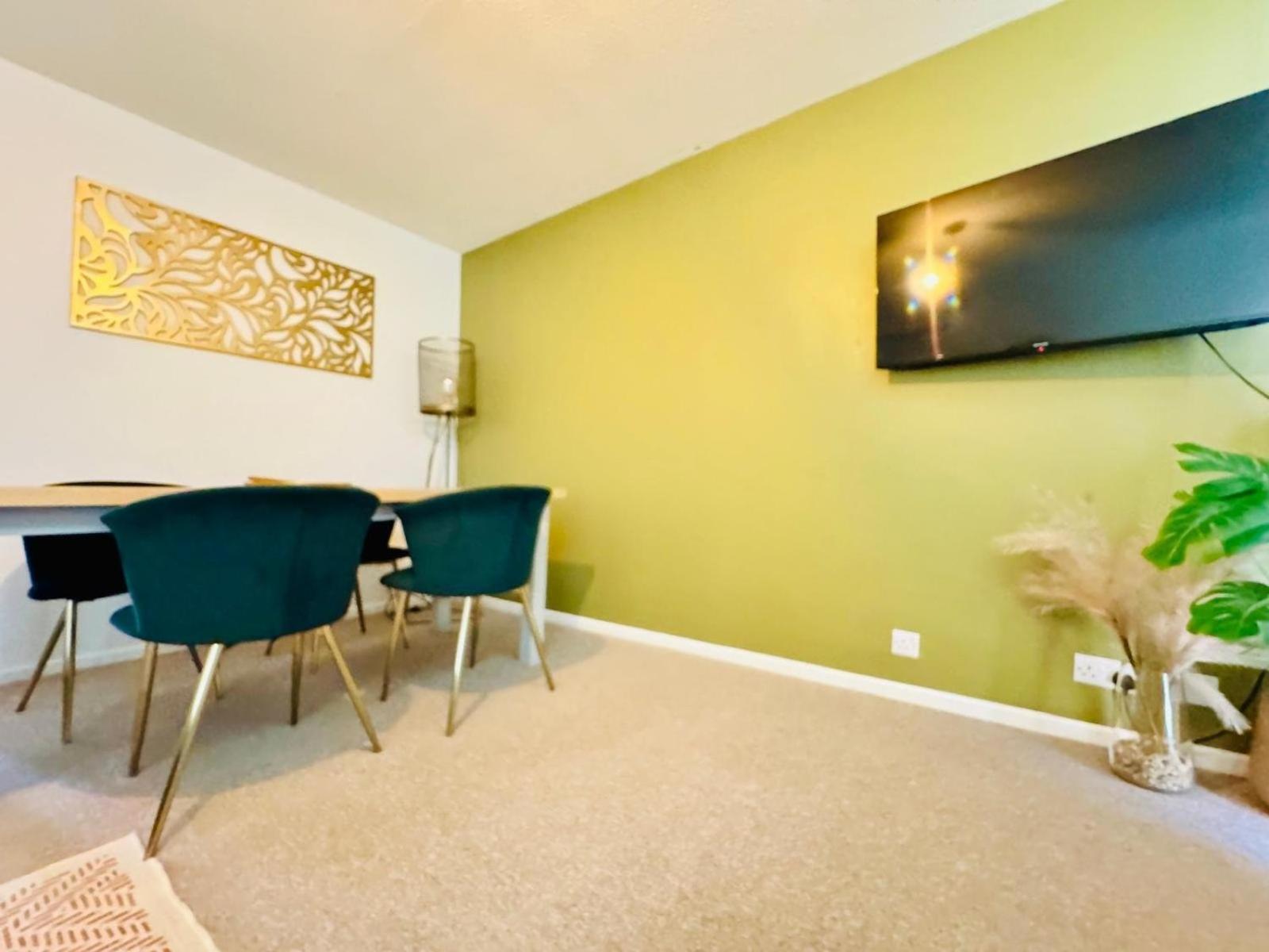 2 Bed House, Sleeps 6, Dog Friendly, Close To A14 M11, With Garden & Parking Long Stay Work Contractor Leisure, Jade CBG Dış mekan fotoğraf