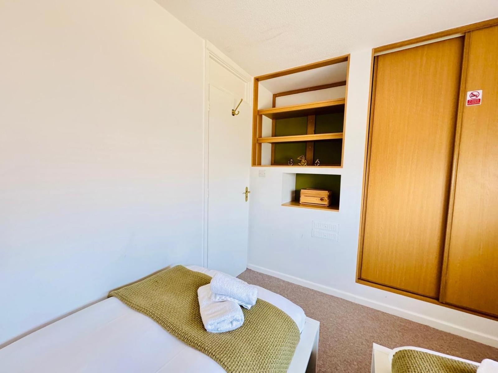 2 Bed House, Sleeps 6, Dog Friendly, Close To A14 M11, With Garden & Parking Long Stay Work Contractor Leisure, Jade CBG Dış mekan fotoğraf